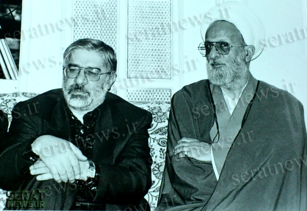 میرحسین موسوی و مصباح یزدی در یک قاب/ عکس