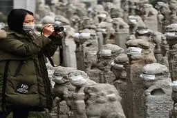 ابتکار جالب یک عکاس در اعتراض به آلودگی هوا/عکس