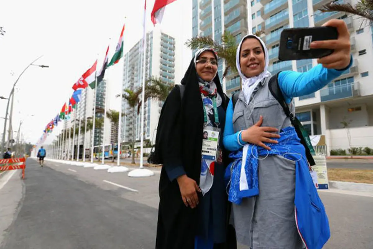 سلفی خانم تیرانداز ایرانی در سایت المپیک ریو +عکس