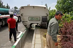 تصادف دو دستگاه کامیون در مشهد/تصاویر