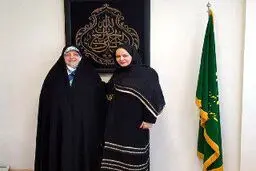 تصویری از بهاره رهنما در کنار معاون حسن روحانی