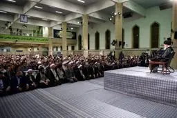 رهبر انقلاب: اینکه امسال توفیق حج برای مردم ما پیدا شد، خبر خوبی است/ صهیونیست‌ها جری و گستاخ شده‌اند/ مراقب باشیم قضایای مسجدالحرام و منا نباید تکرار شود