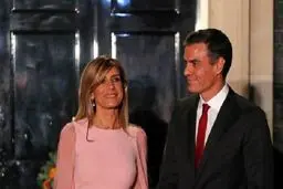 همسر نخست‌وزیر اسپانیا هم کرونایی شد + عکس