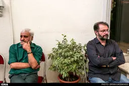 حاشیه‌های تصویری مراسم خاکسپاری بازیگر عین‌الله باقرزاده