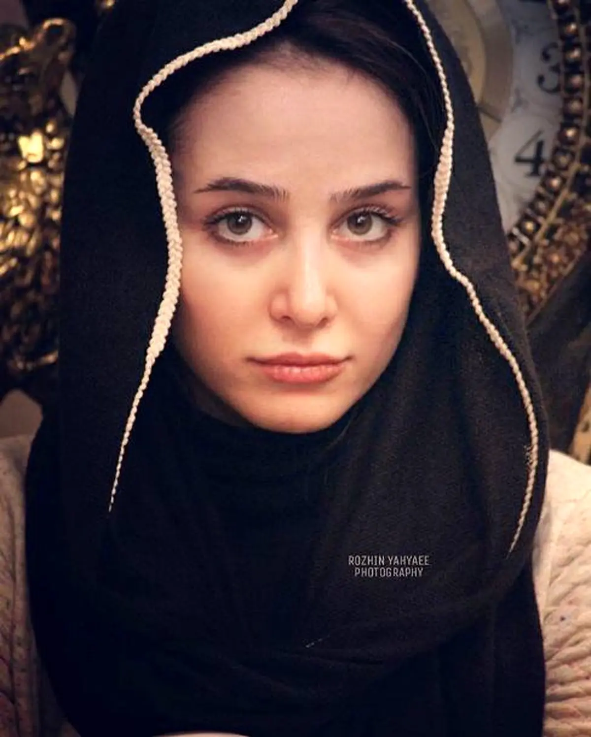 وقتی که الناز حبیبی نمیداند چرا قیافه اش اینجوری است! عکس