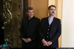 تصویری از حضور مهدی هاشمی در مراسم سالگرد پدرش