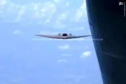 عکس/ سوختگیری هوایی پهپاد RQ-170