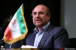 کنایه‌های انتخاباتی قالیباف به روحانی در دانشگاه علامه: آنجایی که نباید در زندگی خصوصی مردم دخالت کنیم، دخالت می‌کنیم / از پشت شیشه ماشین با دیدن مردم نظر سنجی می‌کنند / در ماجرای بنزین نفهمیدیم قصد کاهش مصرف بود یا درآمد دولت؟