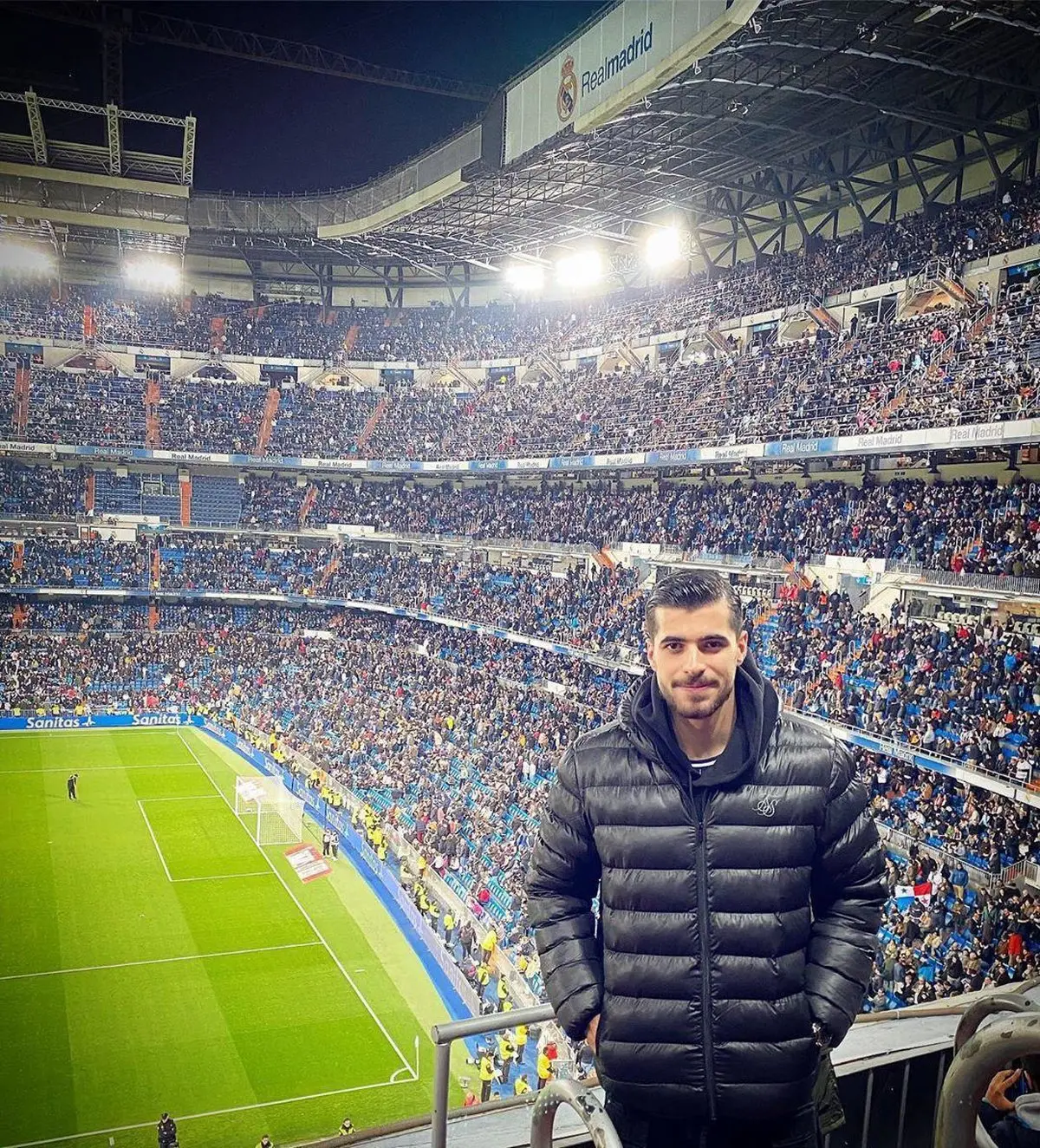 عکس سعید عزت اللهی در استادیوم دیدار رئال مادرید و سلتاویگو