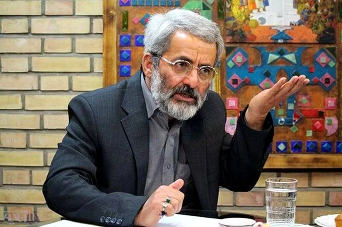سیلمی‌نمین: جهانگیری نامزد پوششی پزشکیان است/ ظریف نمی‌آید چون در فراز و نشیب‌های سیاسی سریع به هم می‌ریزد