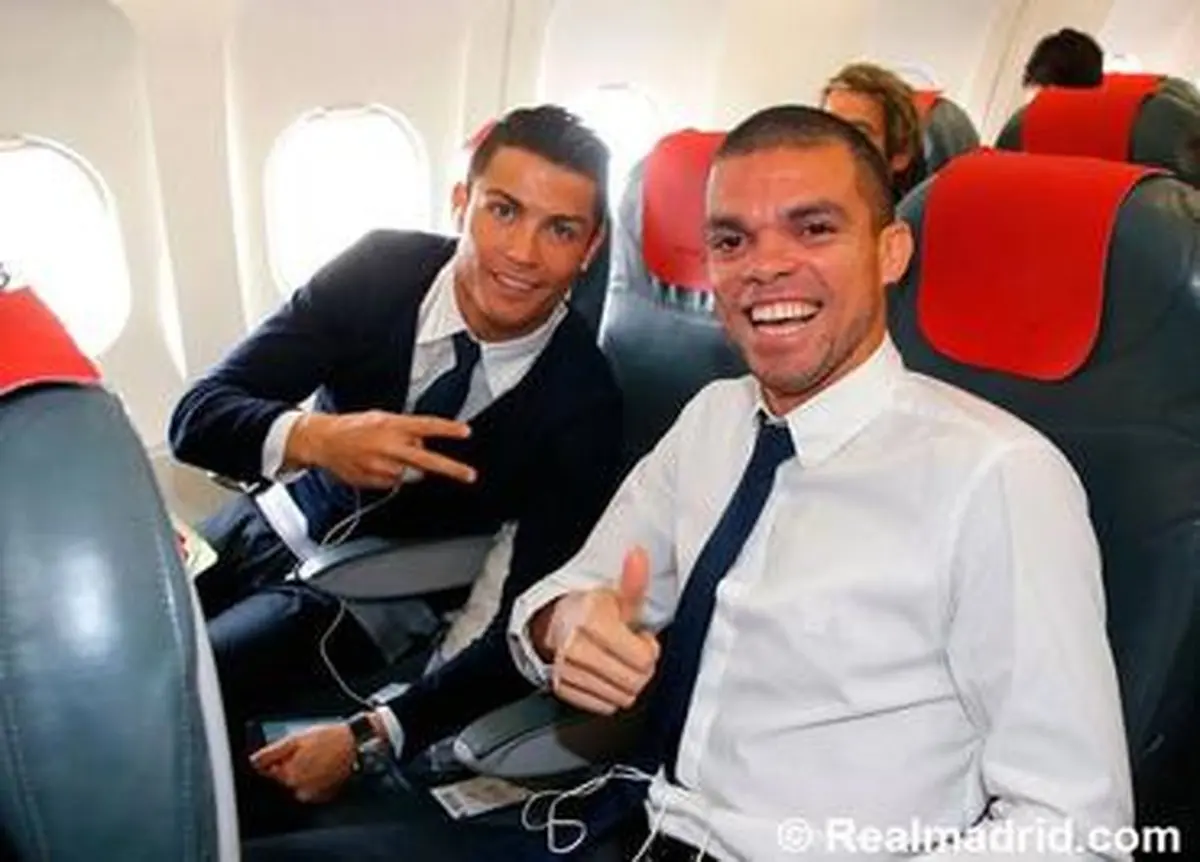 مادریدی ها در هواپیما، مقصد تورین/تصاویر