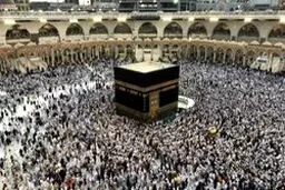 درخواست دوحه از ریاض برای برداشتن موانع در مقابل حجاج قطری