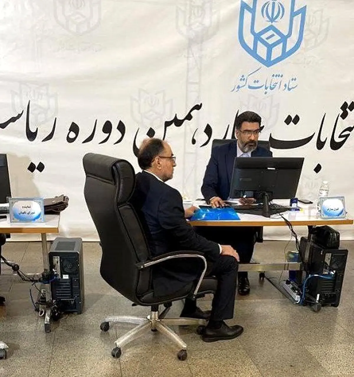 وحید حقانیان وارد ستاد انتخابات کشور شد