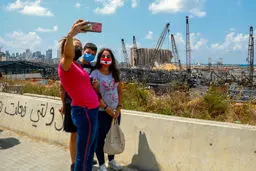 سلفی با عروس ویران! + عکس