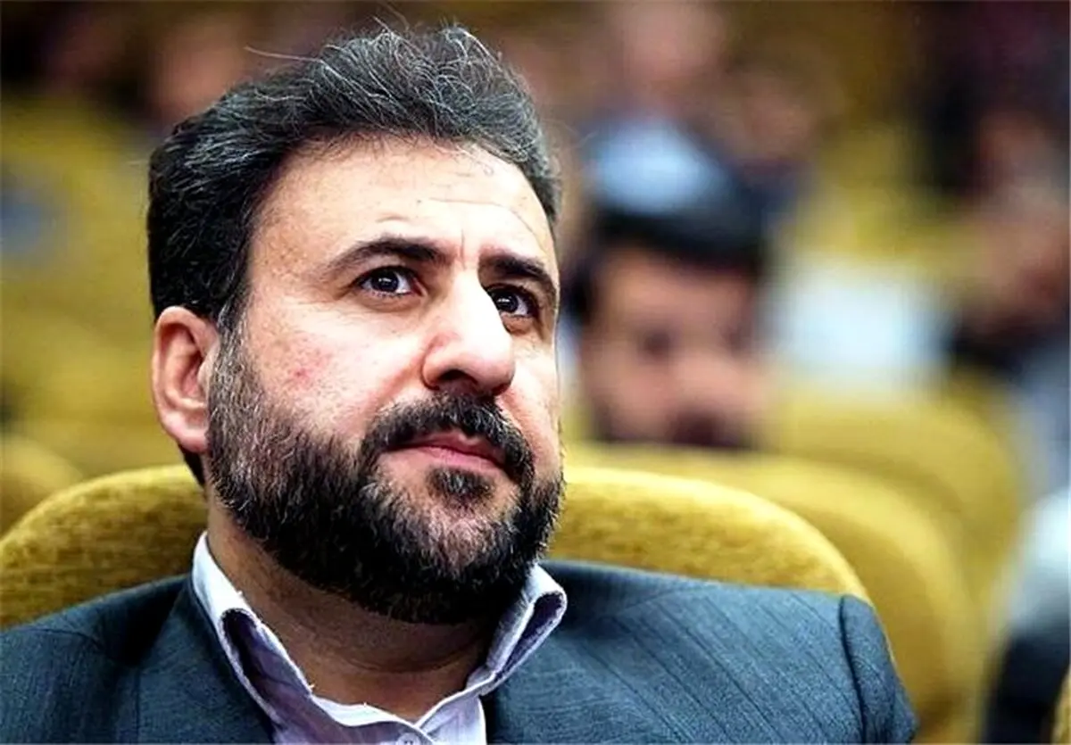 فلاحت پیشه: دولت شرایط عفو ایرانی های پرونده دار ساکن آمریکا فراهم کند