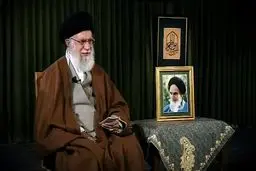 فرازی از صلوات حضرت موسی‌بن جعفر علیه‌السلام توسط رهبر +فیلم