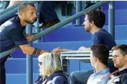 جنجال ملی‌پوش هلندی به خاطر درگیری با یک خبرنگار ورزشی+تصویر