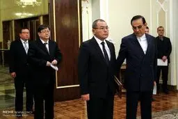 تقدیم استوارنامه سفرای 3 کشور به روحانی/تصاویر