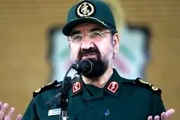 واکنش تند محسن رضایی به سیلی زدن یک نماینده به سرباز + توئیت