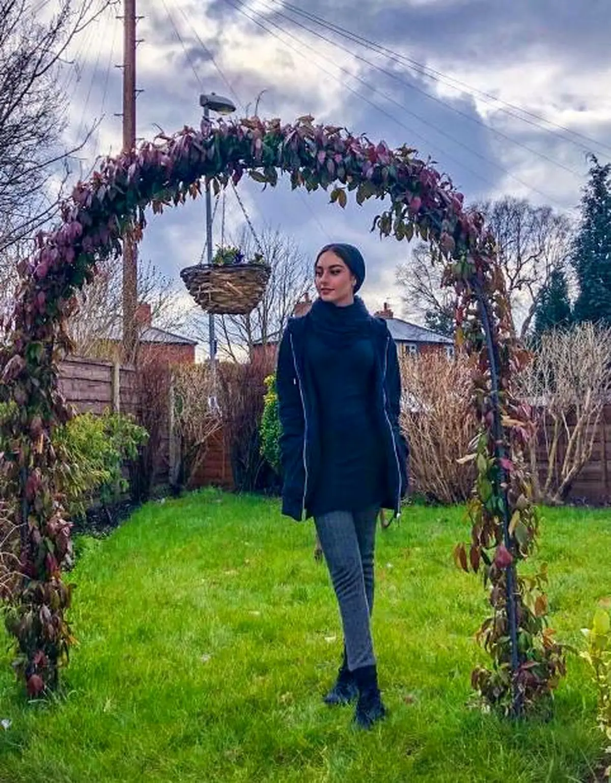 ترلان پروانه با پوشش متفاوت در شهر منچستر انگلیس/عکس