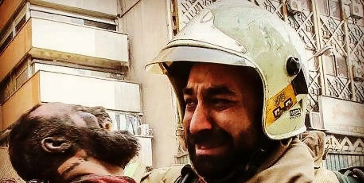 جدال چوب و آتش در دستان آتش‌نشان پلاسکو