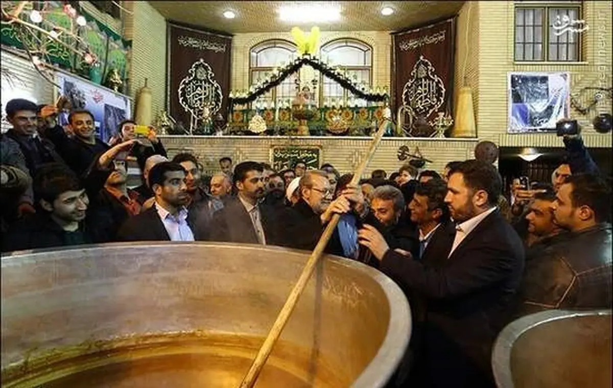لاریجانی در مراسم سمنوپزی/عکس