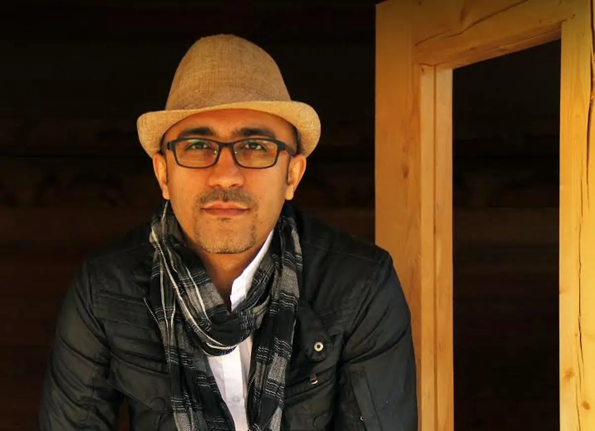 ناگفته‌های مصطفی پاشایی از آهنگ‌های مورد علاقه و سرقت لباس‌های برادر و xbox بازی کردن تا استقلالی بودن و زمان دفن مرتضی