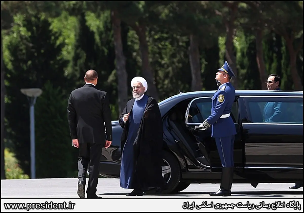 خودروی  لوکس روحانی در آذربایجان/عکس