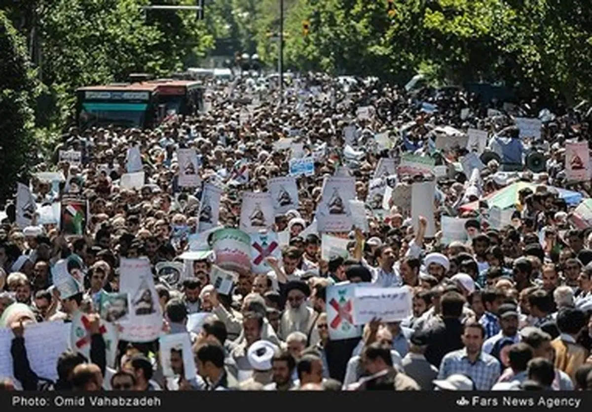 حاشیه‌های تصویری راهپیمایی نمازگزاران سراسر کشور در حمایت از مردم یمن