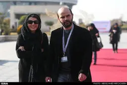 قدم زدن زوج هنری بر روی فرش قرمز جشنواره فجر/عکس