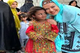خانم بازیگر در کمپین ملی سیل مهربانی