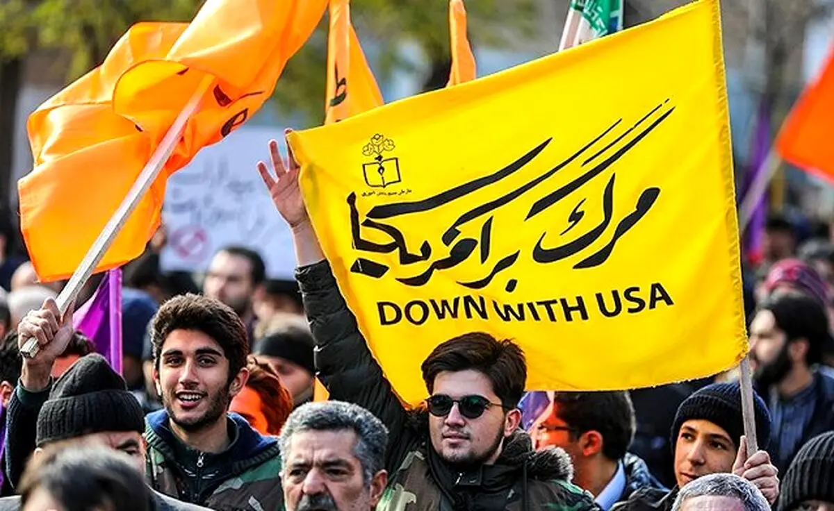 راهپیمایی باشکوه مردم کرمان علیه اغتشاشگران / ‌محکومیت ‌‌اقدامات آشوبگرانه اشرار و بدخواهان نظام