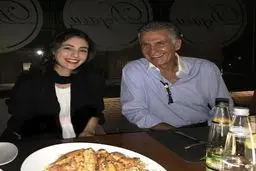 شام مشترک خانم هنرپیشه با کارلوس کی روش! عکس