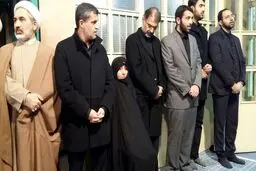 فاطمه و یاسر در مراسم بزرگداشت آیت‌الله هاشمی/عکس