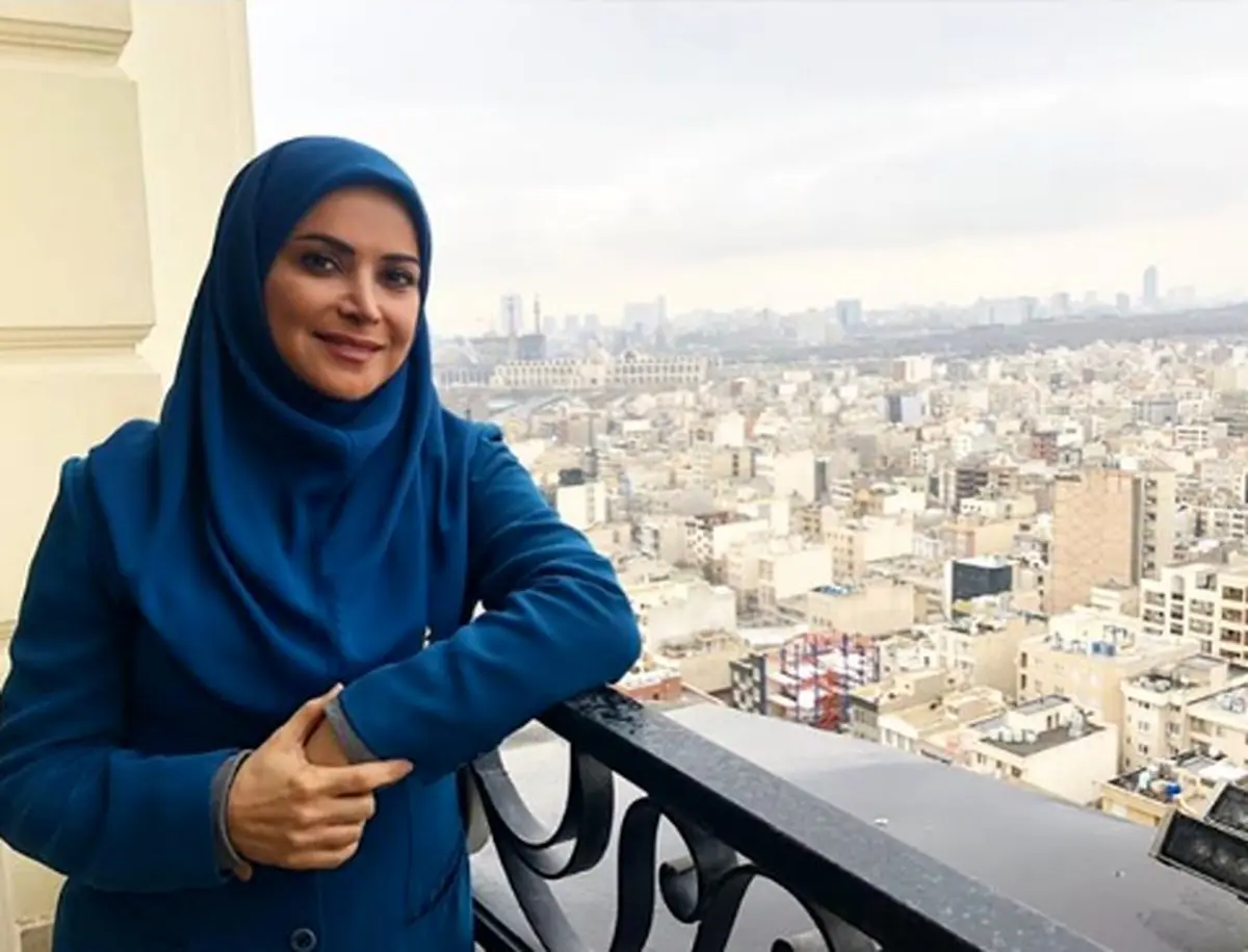 وقتی «کمند امیرسلیمانی» کپی مجری‌های تلویزیون می‌شود/عکس