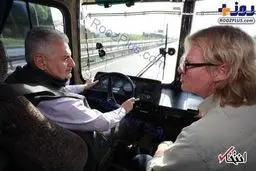 تصاویری جالب از رانندگی نخست وزیر ترکیه با اتوبوس