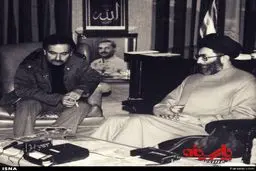 دیدار حضرت آیت‌الله خامنه‌ای با گل‌آقا/عکس