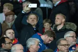 سلفی اسطوره منچستر و پسرش در اولدترافورد