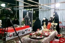 شب یلدای خانواده نوروزی در کنار مزار کاپیتان + عکس