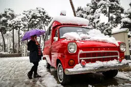 تصاویری زیبا از روز برفی تهران