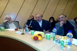 تصویر جلسه دفاع منوچهر متکی از تز دکتری با حضور ابراهیم یزدی