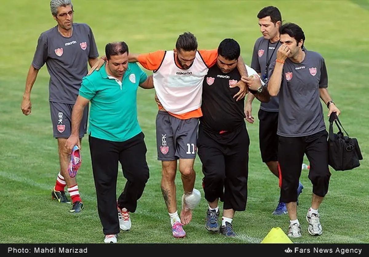 مصدومیت پیام صادقیان در تمرین تیم پرسپولیس/ عکس