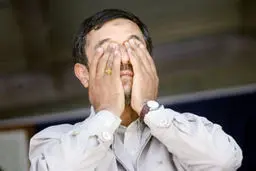 محمود احمدی‌نژاد به دنبال «خودنمایی سیاسی» است؟ /جعفرزاده: قوه قضاییه باید قاطعانه به هفت تخلف رئیس جمهور سابق ورود کند /معلوم نیست چرا پرونده مسکوت مانده است /مردم می‌گویند لابد احمدی‌نژاد دستش پُر است که می ترسند با او برخورد کنند