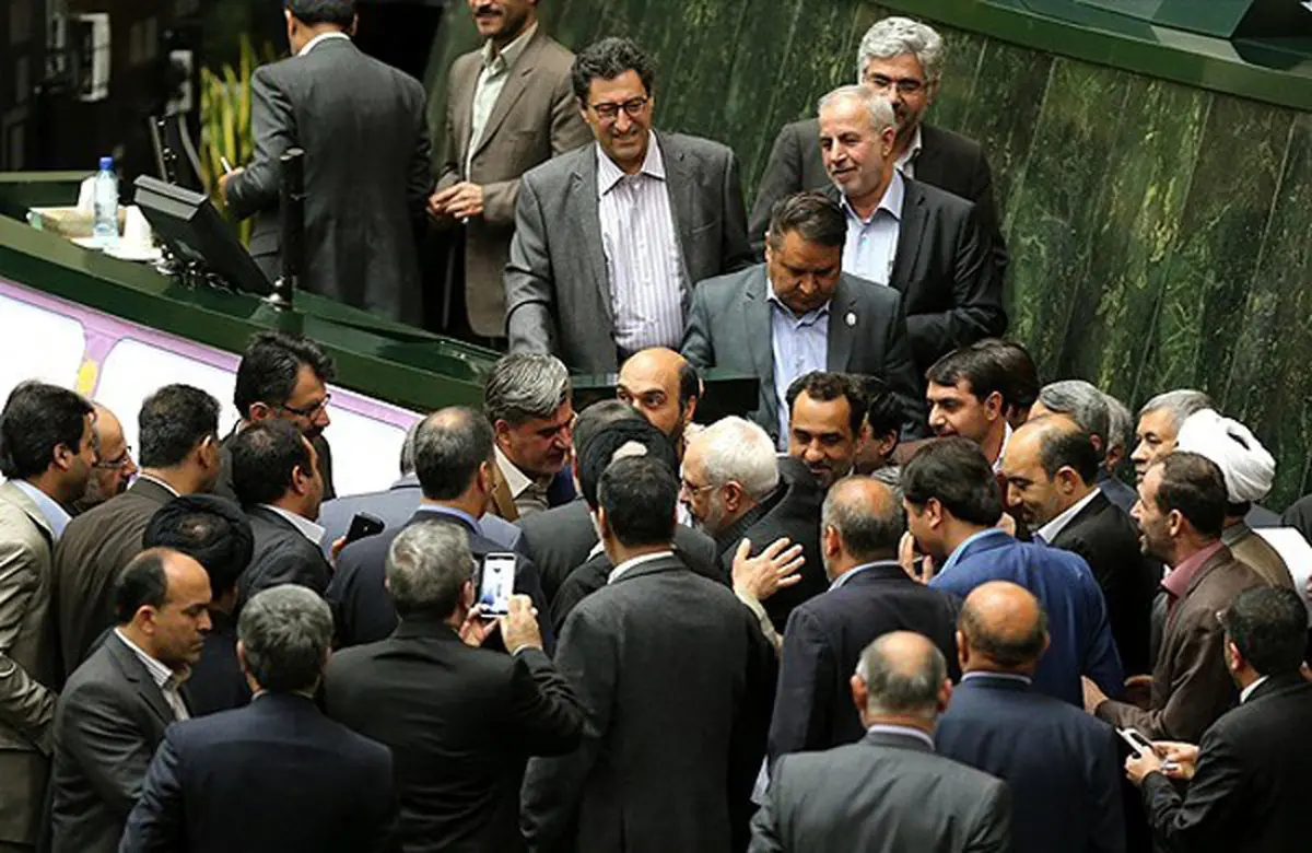 حلقه نمایندگان دور ظریف/عکس