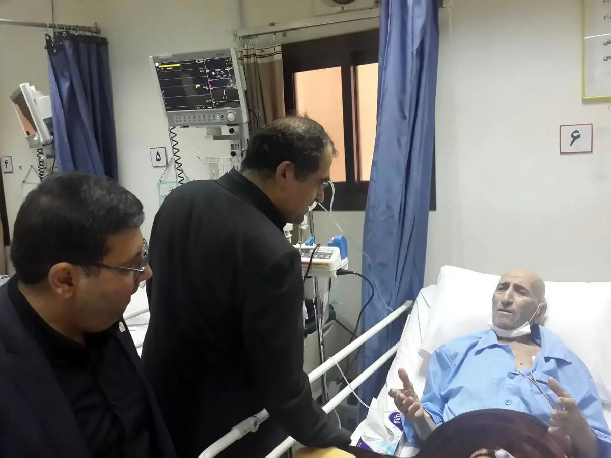 وزیر بهداشت در حال عیادت از مصدومان فاجعه منا/تصاویر