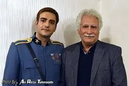 گریم عجیب حامد كميلى در كنار پدرش/عکس