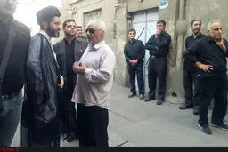 حضور فرزند مقام معظم رهبری در مراسم تشییع پیکر آیت‌الله غروی /عکس