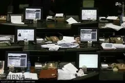 میز کار نمایندگان مجلس