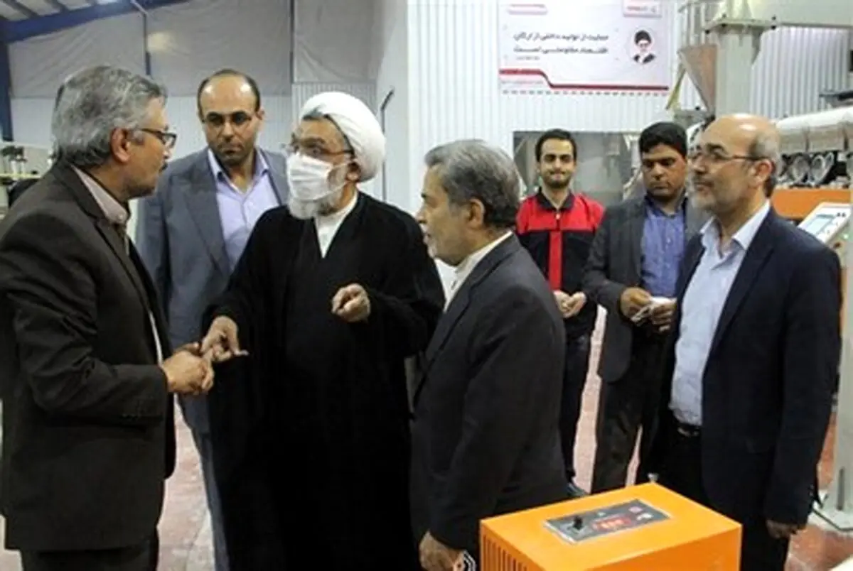 بازدید وزیر دادگستری از اولین کارخانه تولید کاغذ سنگی/تصاویر