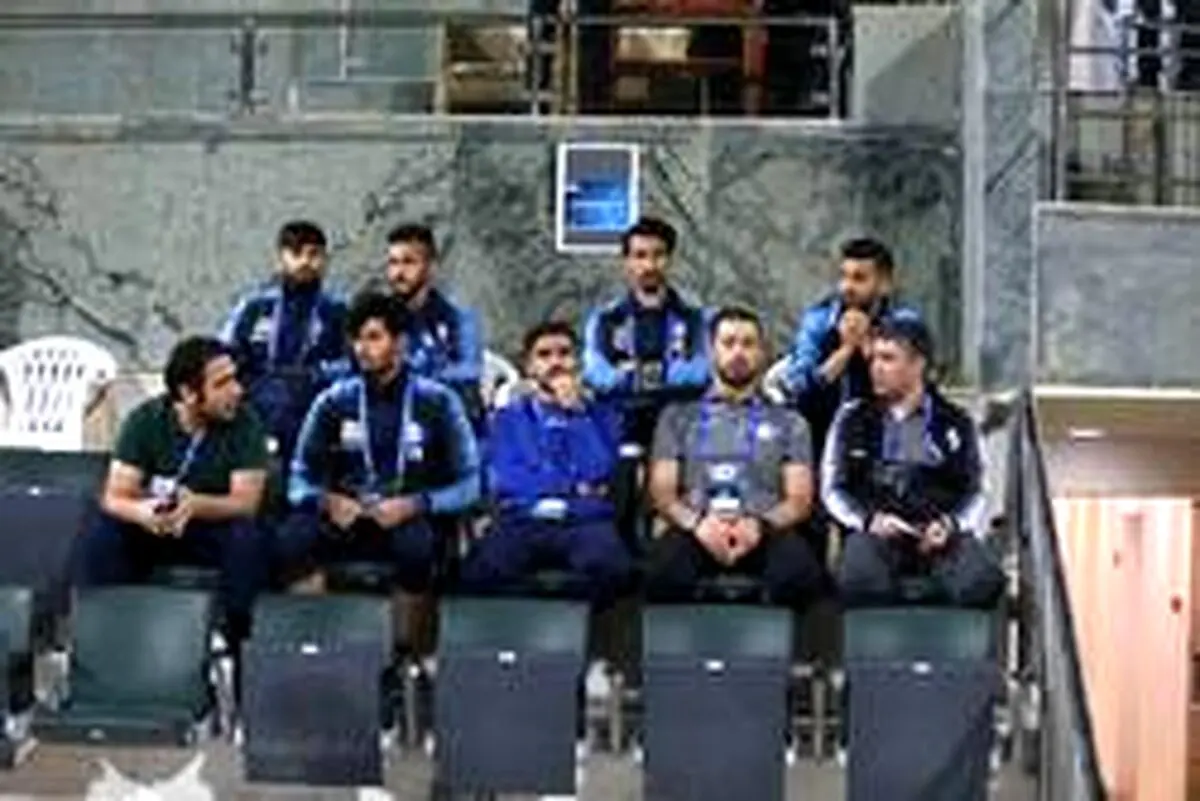 تیم دوم استقلال از سکو به نیمکت و ترکیب